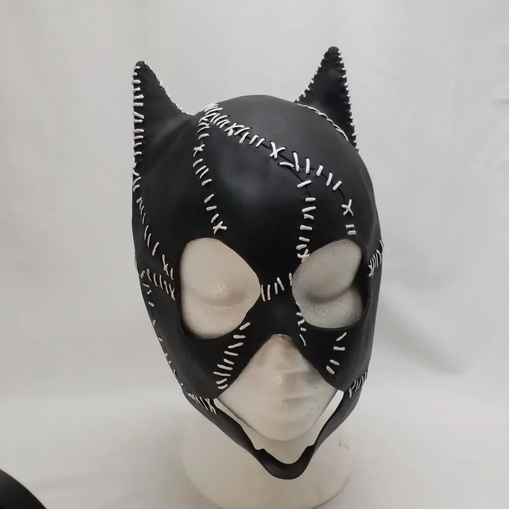 Vintage 1992 Batman Returns Catwoman Rubber Mask Michelle Pfeiffer DC Comics Cos